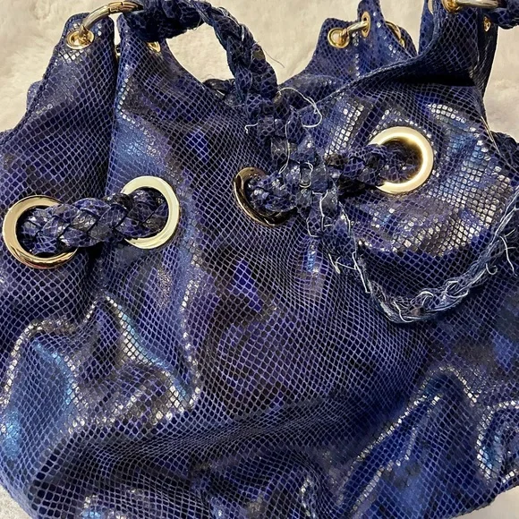 Michael Kors Blue /Black Monochrome Python-Embossed Leather Tassel Hobo - Picture 8 of 9